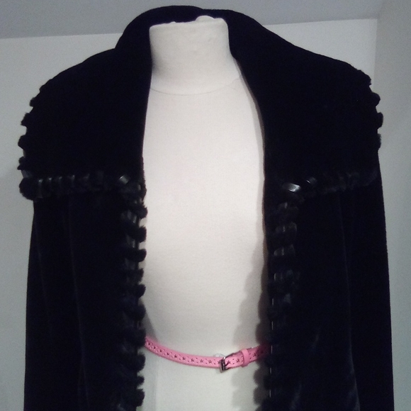 Vintage Black Jones New York Fun Furry Coat - Picture 2 of 16